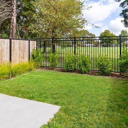Escape At The Park: 1 Bed 1 Bath W/Carpark Apartamento Christchurch Exterior foto